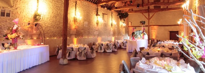 Salle-mariage-ferme-du-roy-3