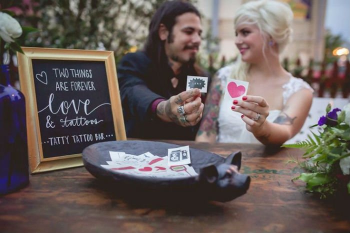 Bar-a-tatouage