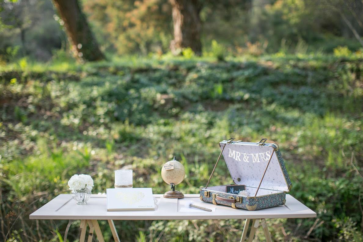 save-the-deco-Mr-Mrs